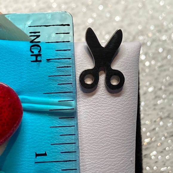 Stainless Steel Comb Scissor Stud Earrings - Picture 4 of 4